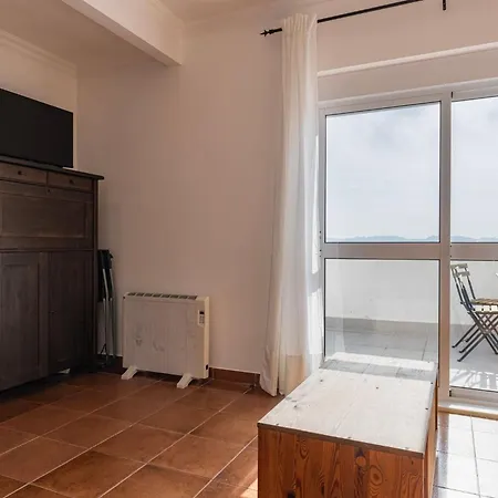 Tagus Views Ii * ליסבון