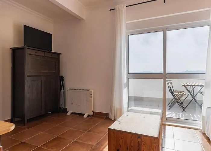 Tagus Views Ii * Lissabon